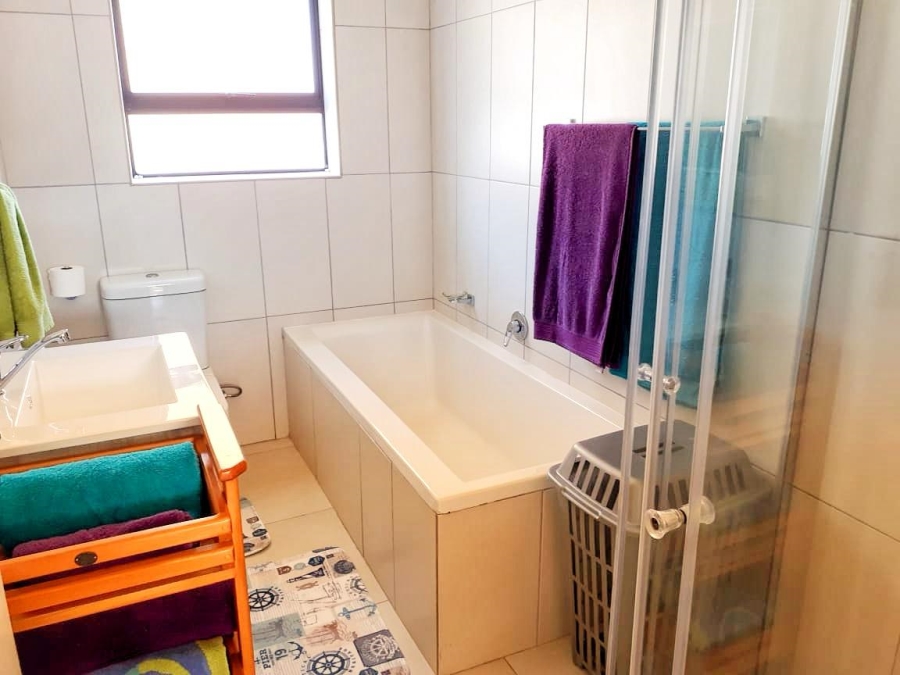 5 Bedroom Property for Sale in Dana Bay Western Cape